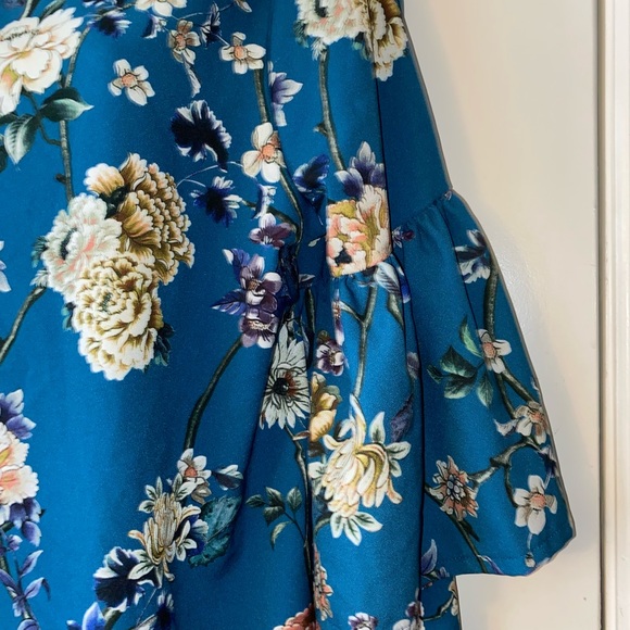 🌺👚bryn WALKER TEAL FLORAL TUNIC - Picture 5 of 8